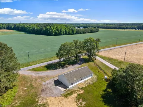 View/Area - 36044 Shingleton Rd, Waverly, VA 23890 photo 1 of 2
