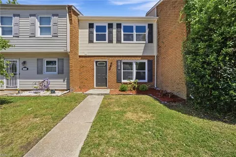 1010 Bryce Ln, Virginia Beach, VA 23464