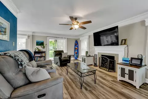 4000 Buchanan Dr, Hampton, VA 23669 photo 5