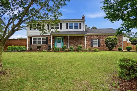 3501 Kings Lake Dr, Virginia Beach, VA 23452