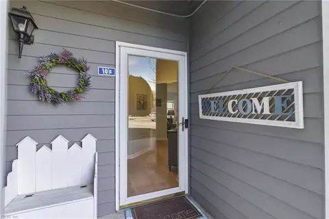 1024 Porte Harbour Arch Arch #104, Hampton, VA 23664