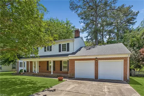 96 Anchorage Dr, Newport News, VA 23602