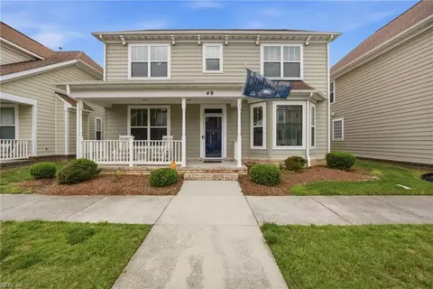 Exterior - 49 Rockingham Dr, Hampton, VA 23669 photo 2 of 9