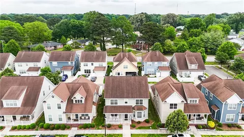 View/Area - 49 Rockingham Dr, Hampton, VA 23669 photo 2 of 8
