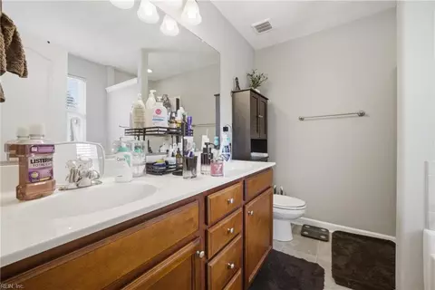 Entry Way - 49 Rockingham Dr, Hampton, VA 23669 photo 5 of 5