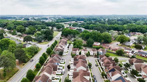 View/Area - 49 Rockingham Dr, Hampton, VA 23669 photo 1 of 8