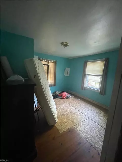 Bedroom - 121 Abilene Ave, Norfolk, VA 23502 photo 2 of 2
