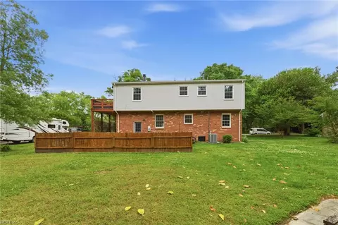Exterior - 24 Ivy Home Rd, Hampton, VA 23669 photo 14 of 14