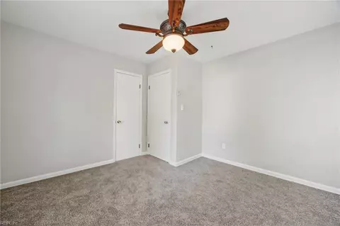 Bedroom - 1059 Clipper Dr, Hampton, VA 23669 photo 3 of 5