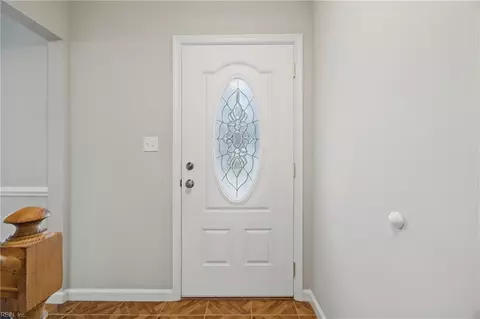 Entry Way - 1059 Clipper Dr, Hampton, VA 23669 photo 1 of 1