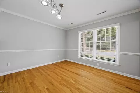 Other - 1059 Clipper Dr, Hampton, VA 23669 photo 1 of 9