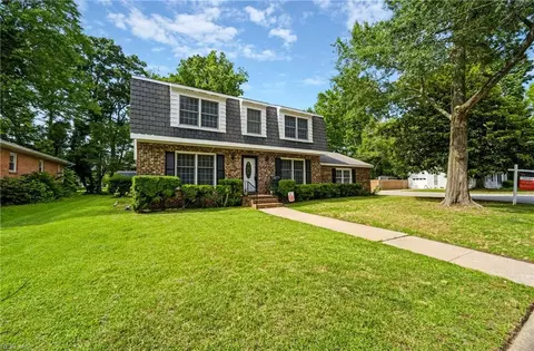 Exterior - 1059 Clipper Dr, Hampton, VA 23669 photo 7 of 8