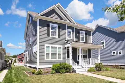 Exterior - 3320 Conservancy Dr, Chesapeake, VA 23323 photo 3 of 5