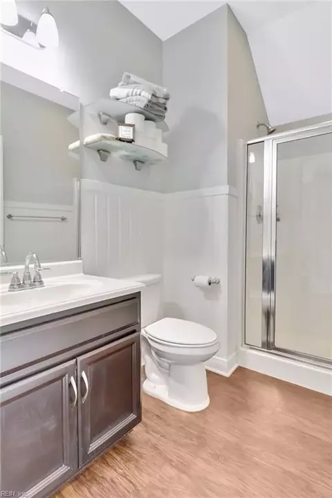 Bath - 3320 Conservancy Dr, Chesapeake, VA 23323 photo 1 of 3