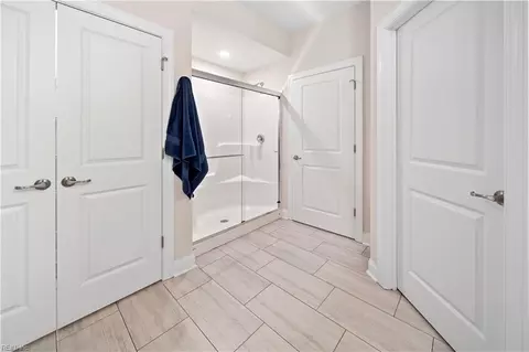 Entry Way - 4615 Longleaf Pl, Chesapeake, VA 23321 photo 3 of 5