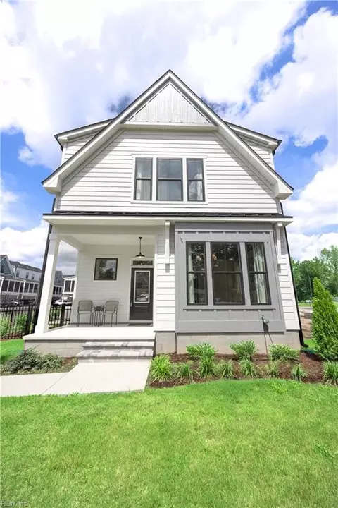 900 Koonce Ln, Chesapeake, VA 23322