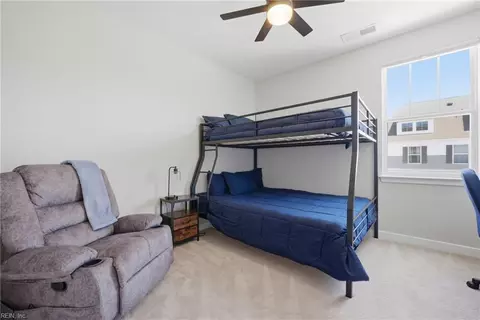 Bedroom - 212 Fishers Ct, Hampton, VA 23666 photo 3 of 3