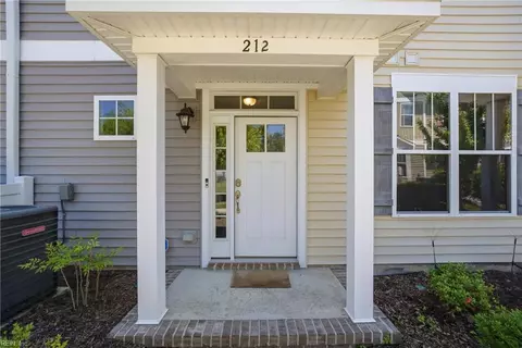Exterior - 212 Fishers Ct, Hampton, VA 23666 photo 1 of 6