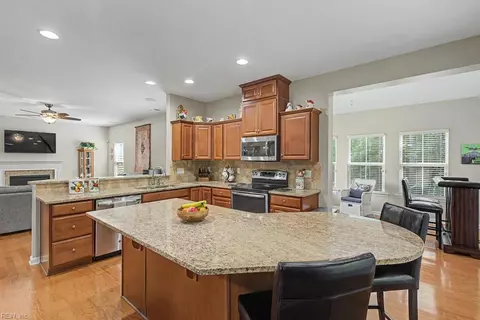 Kitchen - 204 Christopher Ln, Williamsburg, VA 23185 photo 2 of 3