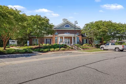 Exterior - 204 Christopher Ln, Williamsburg, VA 23185 photo 6 of 7