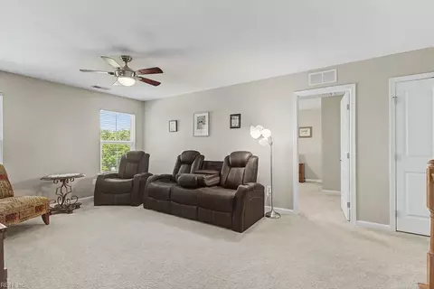 Entry Way - 204 Christopher Ln, Williamsburg, VA 23185 photo 2 of 3