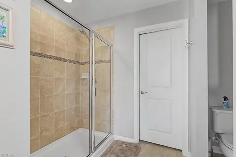 Bath - 204 Christopher Ln, Williamsburg, VA 23185 photo 2 of 3