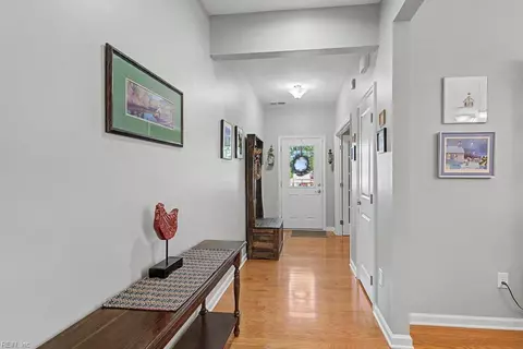 Entry Way - 204 Christopher Ln, Williamsburg, VA 23185 photo 1 of 3