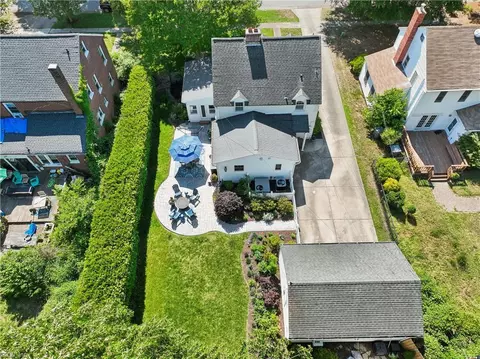 View/Area - 142 Algonquin Rd, Hampton, VA 23661 photo 2 of 6
