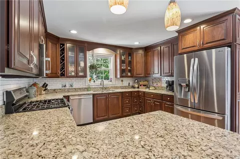 Kitchen - 142 Algonquin Rd, Hampton, VA 23661 photo 4 of 4