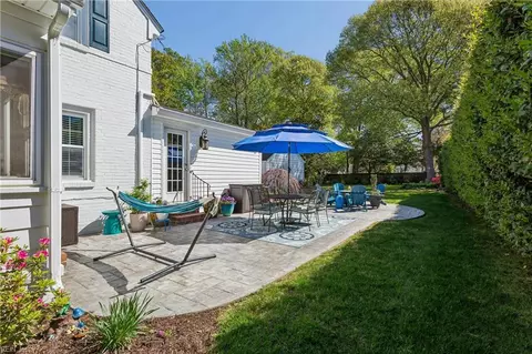 Exterior - 142 Algonquin Rd, Hampton, VA 23661 photo 8 of 14