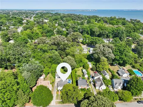 View/Area - 142 Algonquin Rd, Hampton, VA 23661 photo 6 of 6