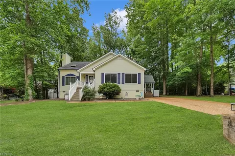106 Copperfield, Williamsburg, VA 23185