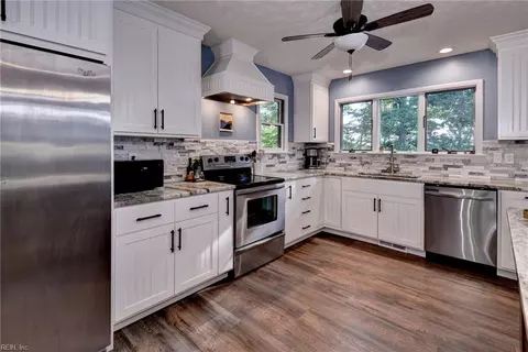 Kitchen - 2775 Shell Rd, Gloucester, VA 23061 photo 6 of 7