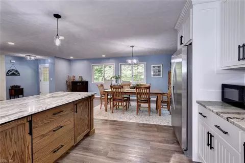 Dining - 2775 Shell Rd, Gloucester, VA 23061 photo 4 of 4