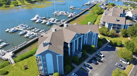 1024 Porte Harbour Arch Arch #202, Hampton, VA 23664