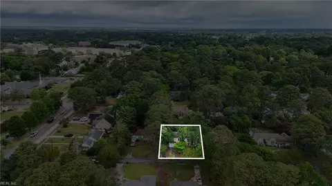 View/Area - 104 E Severn Rd, Norfolk, VA 23505 photo 3 of 4