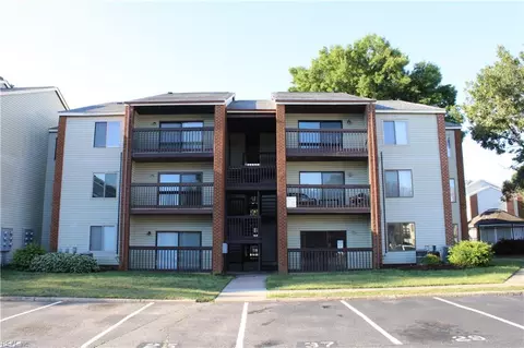 45 Haverford Ct #2, Hampton, VA 23666