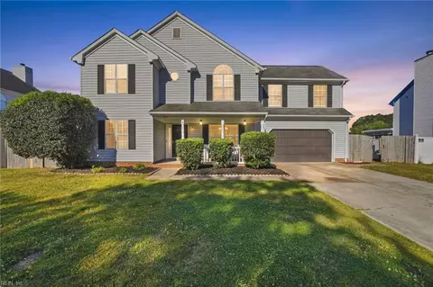 2077 Maple Leaf Cres, Suffolk, VA 23434