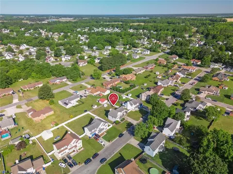 View/Area - 2077 Maple Leaf Cres, Suffolk, VA 23434 photo 1 of 4