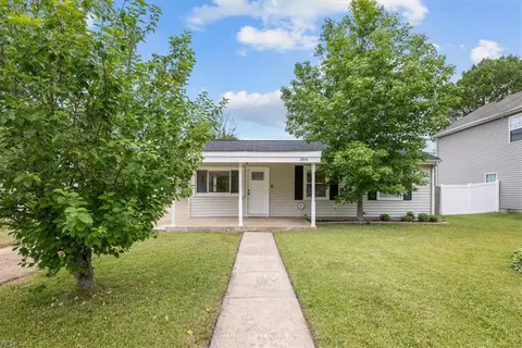 2919 Scotia Dr, Chesapeake, VA 23325
