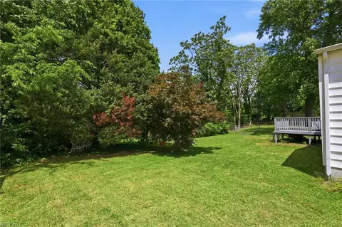 Exterior - 5457 Silbert Rd, Norfolk, VA 23509 photo 7 of 9