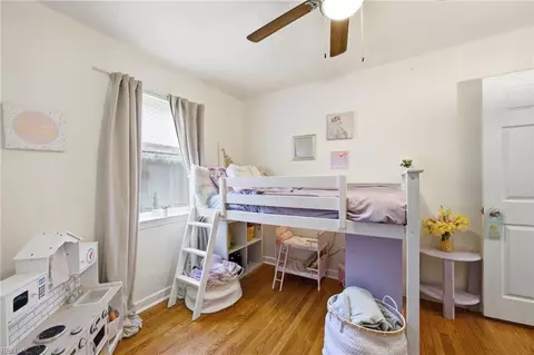 Bedroom - 5457 Silbert Rd, Norfolk, VA 23509 photo 1 of 4