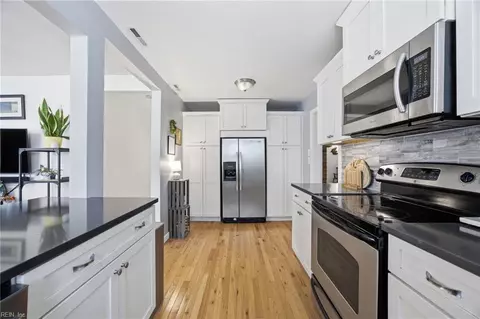 Kitchen - 5457 Silbert Rd, Norfolk, VA 23509 photo 3 of 3