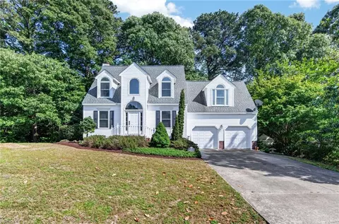 6478 Pocahontas Ln, Hayes, VA 23072