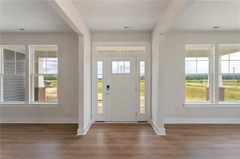 Entry Way - Mm Taft Rd, Chesapeake, VA 23322 photo 1 of 8