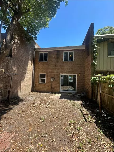 Exterior - 6427 Faraday Ct, Norfolk, VA 23513 photo 2 of 2