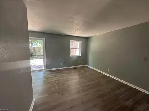 Living - 6427 Faraday Ct, Norfolk, VA 23513 photo 1 of 1