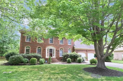 820 Birch Forest Ct, Chesapeake, VA 23322