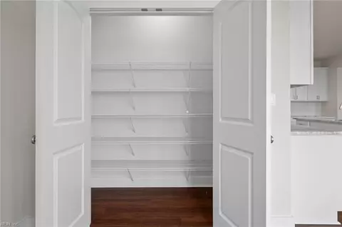Entry Way - Mm Taft Rd, Chesapeake, VA 23322 photo 6 of 12