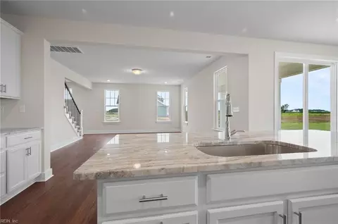 Entry Way - Mm Taft Rd, Chesapeake, VA 23322 photo 4 of 12